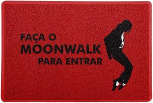 Capacho/Tapete 60 x 40 cm - Faça o Moonwalk Vermelho, Beek Geek's Stuff
